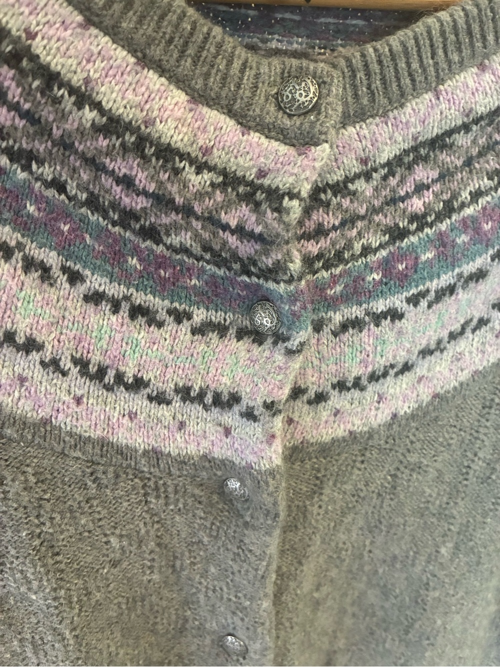 Mercer & Madison grey Angora knit cardigan w/ lavender trim, size L - Picture 5 of 8